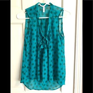 Xhilaration sleeveless top.